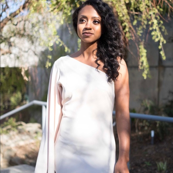 Meet your Posher, Claudia - Picture 6 of 7